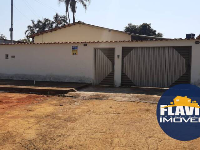 #303 - Casa para Venda em Bela Vista de Goiás - GO - 1
