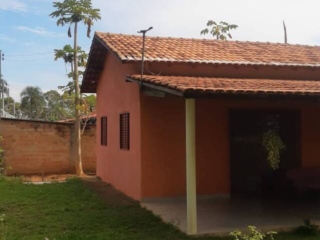 #339 - Casa para Venda em Bela Vista de Goiás - GO - 2