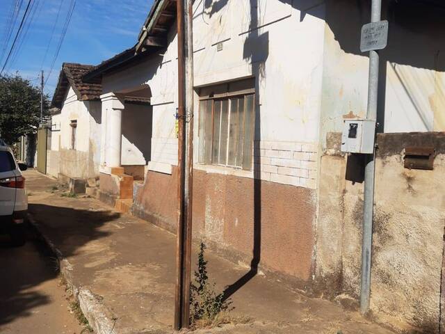 #380 - Casa para Venda em Bela Vista de Goiás - GO - 2