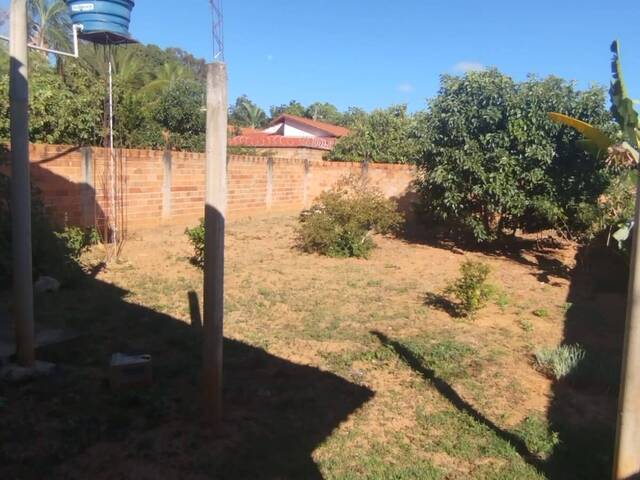 #564 - Casa para Venda em Bela Vista de Goiás - GO - 3