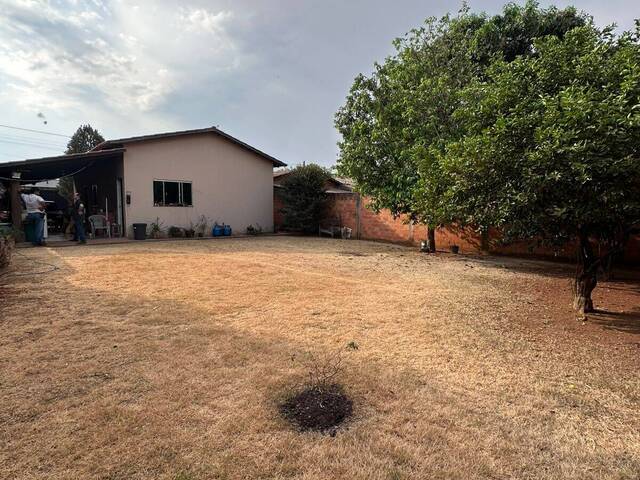 #588 - Casa para Venda em Bela Vista de Goiás - GO - 1