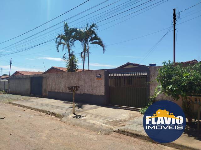 #600 - Casa para Venda em Bela Vista de Goiás - GO - 2