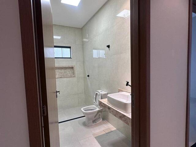 Casa para Venda em Bela Vista de Goiás - 4