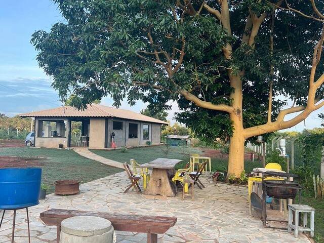 #605 - Casa para Venda em Bela Vista de Goiás - GO - 1