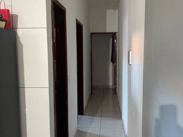 Casa para Venda em Bela Vista de Goiás - 2