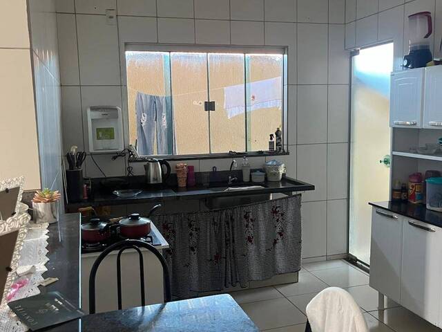 Casa para Venda em Bela Vista de Goiás - 4
