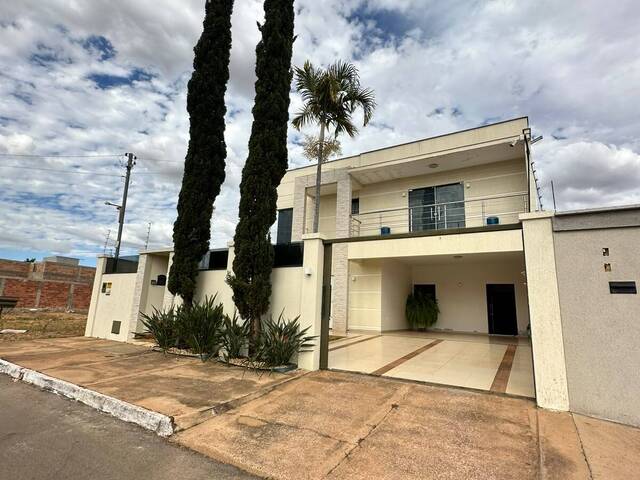 #651 - Casa para Venda em Bela Vista de Goiás - GO